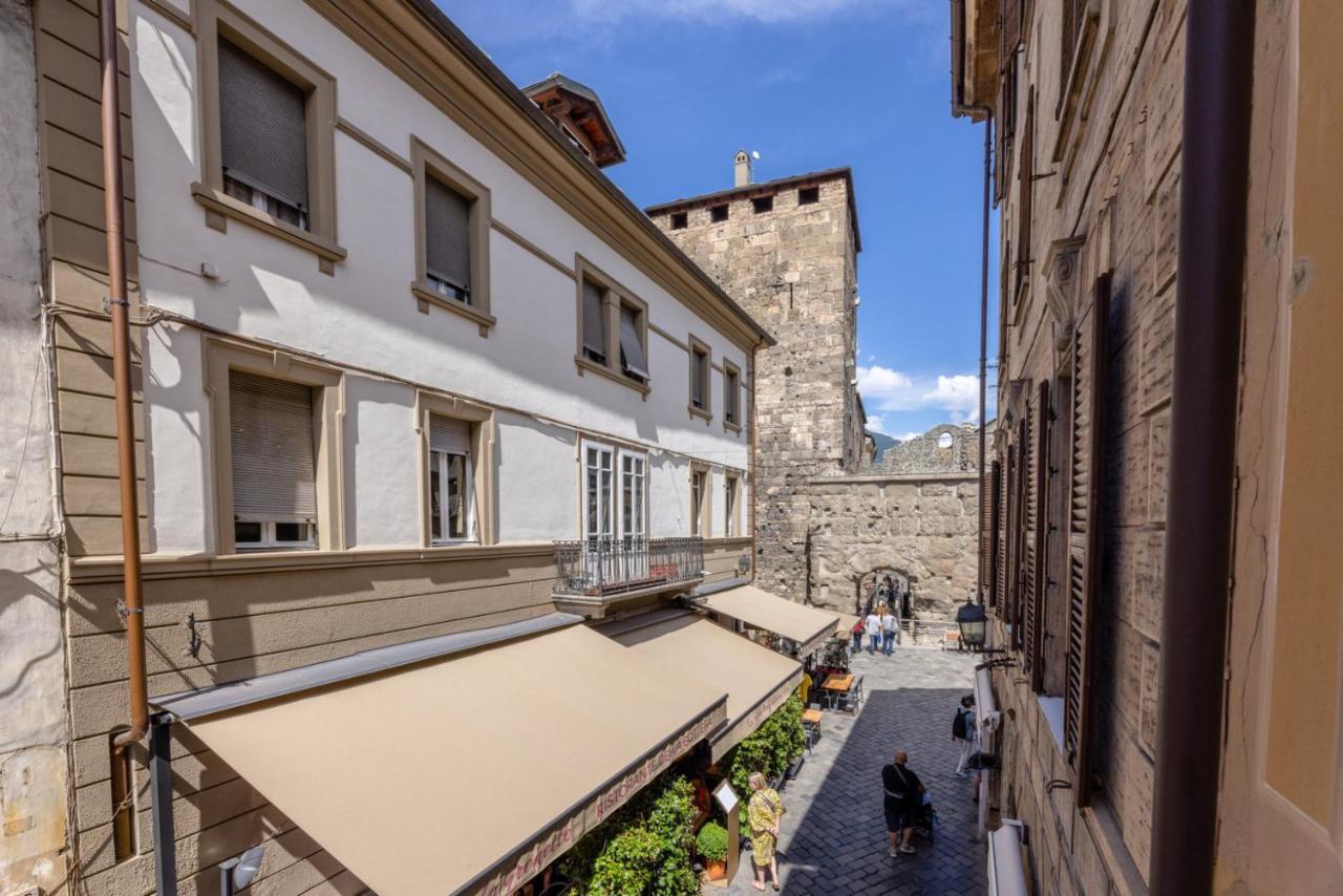 Aosta Centre Apartments - Porta Pretoria 56 Экстерьер фото