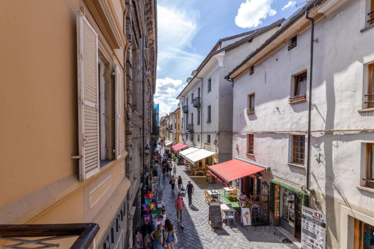 Aosta Centre Apartments - Porta Pretoria 56 Экстерьер фото